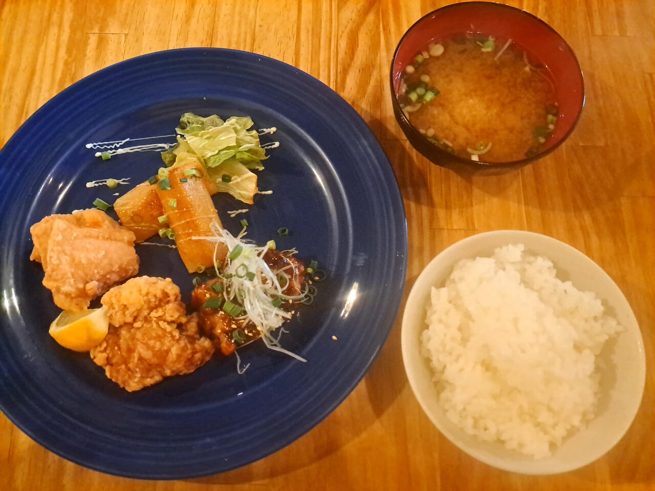 Japanese Dining 黄柚子